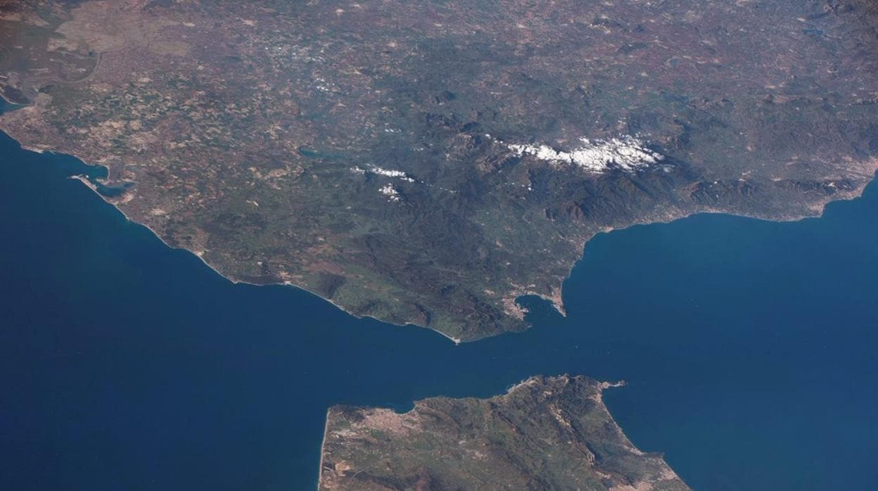 Imagen ampliada del Estrecho de Gibraltar