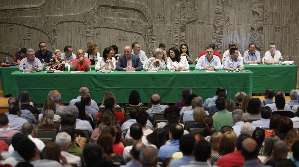 Reunión del comité provincial del PSOE de Córdoba en los Colegios Mayores de la Asunción