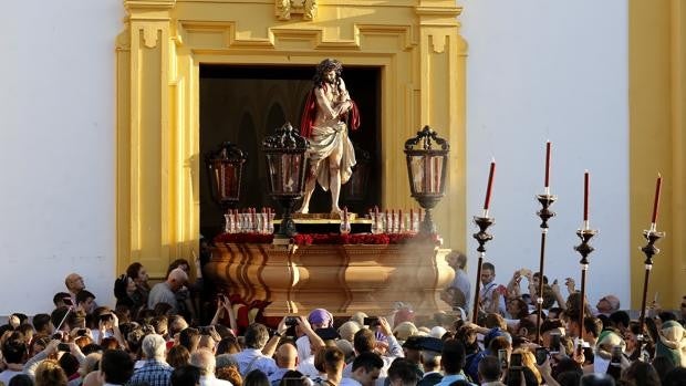 Presentación al Pueblo de Córdoba proyecta remodelar una de las puertas de la parroquia para sus salidas procesionales