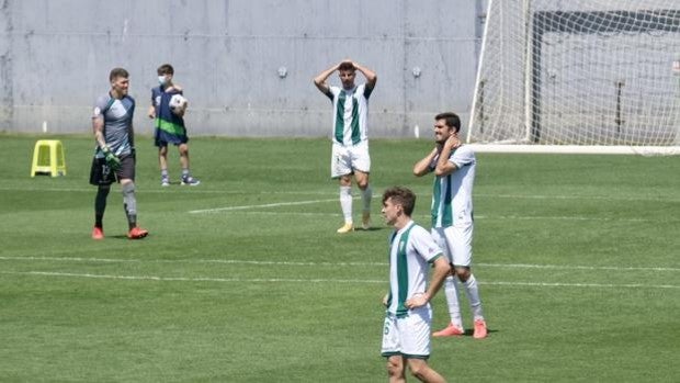 Diego Domínguez, el pasajero 30 del Córdoba CF para llegar al mismo destino: el abismo absoluto