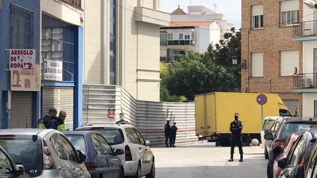 Las cámaras de seguridad del centro de Torremolinos cazaron a un sicario matando al camionero y huyendo