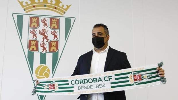 Germán Crespo, entrenador del Córdoba CF: «Quiero los tres puntos y si es jugando bien, mejor»