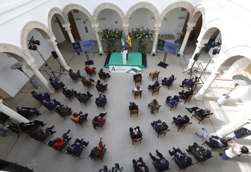 Acto celebrado en el Palacio de Congresos, con las distancias de seguridad entre asistentes