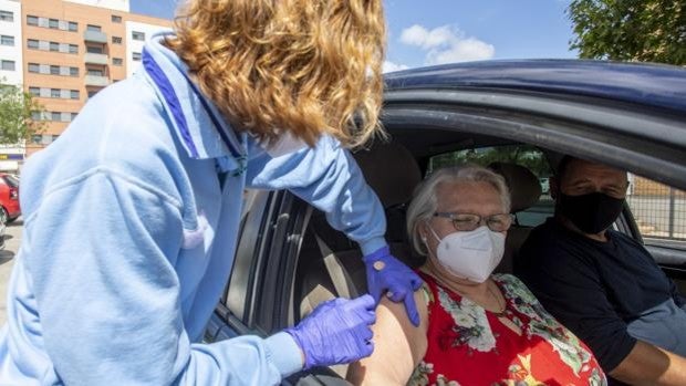 Andalucía suma otros 1.839 nuevos contagiados de Covid el último día, pero bajan los hospitalizados