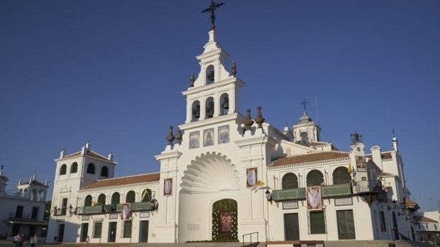 Almonte, con El Rocío y Matalascañas, entra en situación de cierre de actividad no esencial por Covid