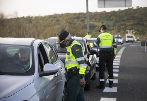 Guía de restricciones en Jáen hasta el día 9 de mayo: toque de queda, movilidad y horarios de bares y comercios