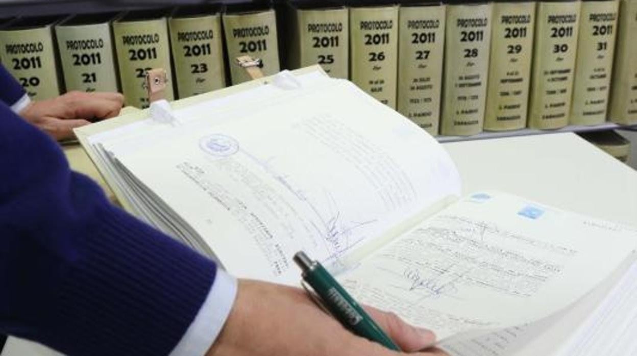 Registro notarial de herencias