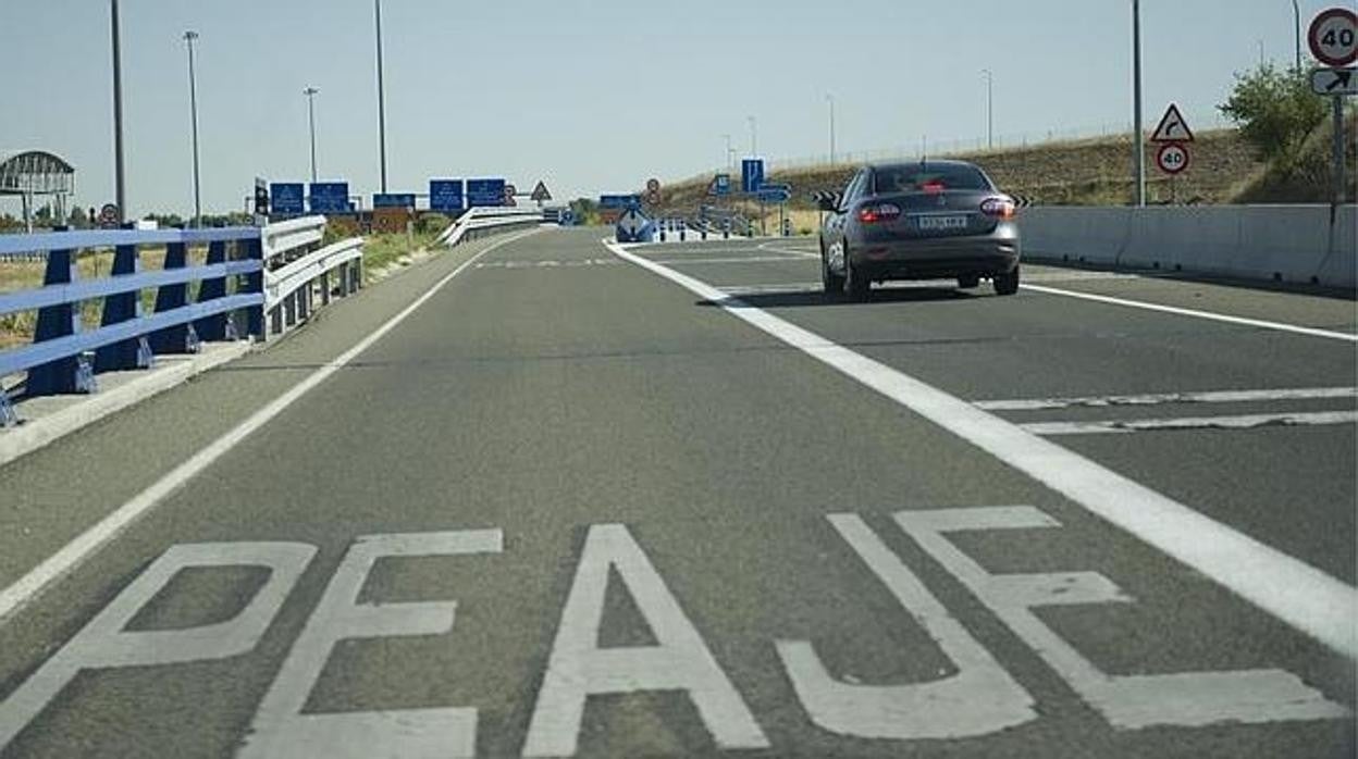 Imagen de archivo de una carretera de peaje