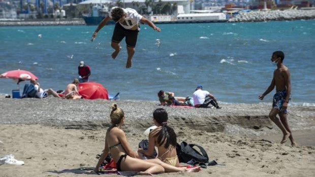 El terral elevará las temperaturas en Málaga este fin de semana hasta los 34 grados