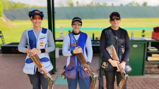 Fátima Gálvez conquista el oro por equipos en el campeonato del mundo de Tiro Olímpico