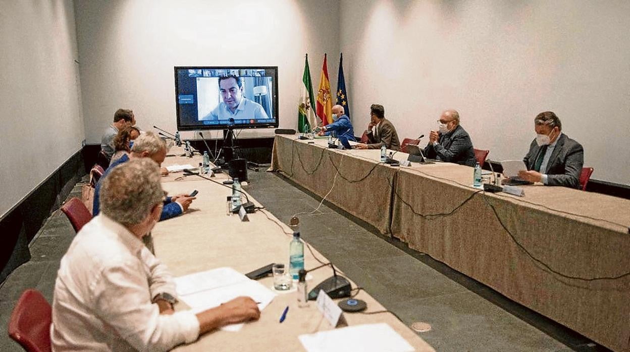 El presidente Moreno, aislado por el Covid 19, participó por videoconferencia en el comité de experto