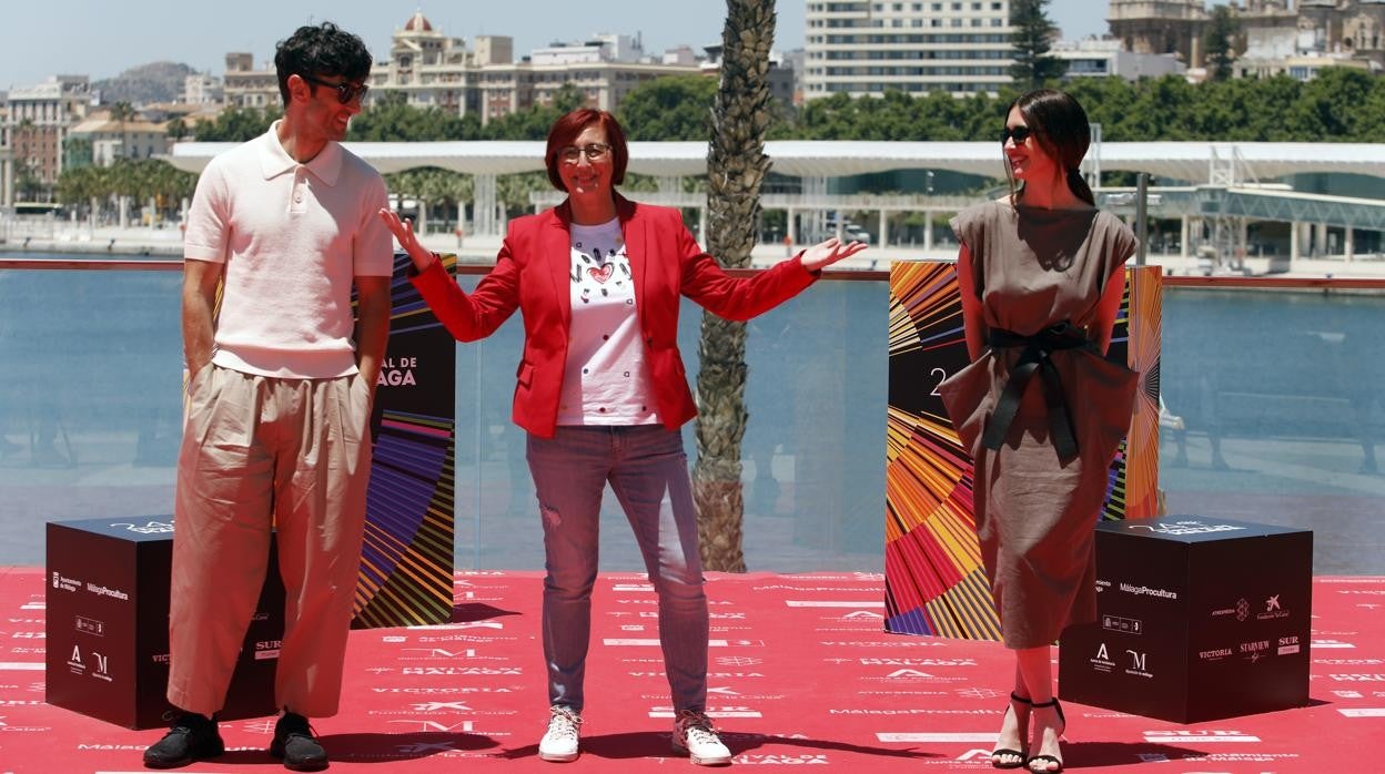 Javier Rey, Macarena Astroga y Paz Vega, este lunes en Málaga