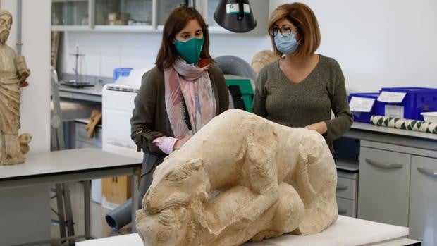 Leona ibera | Cultura insiste en que la escultura original no irá a La Rambla y ofrece una réplica