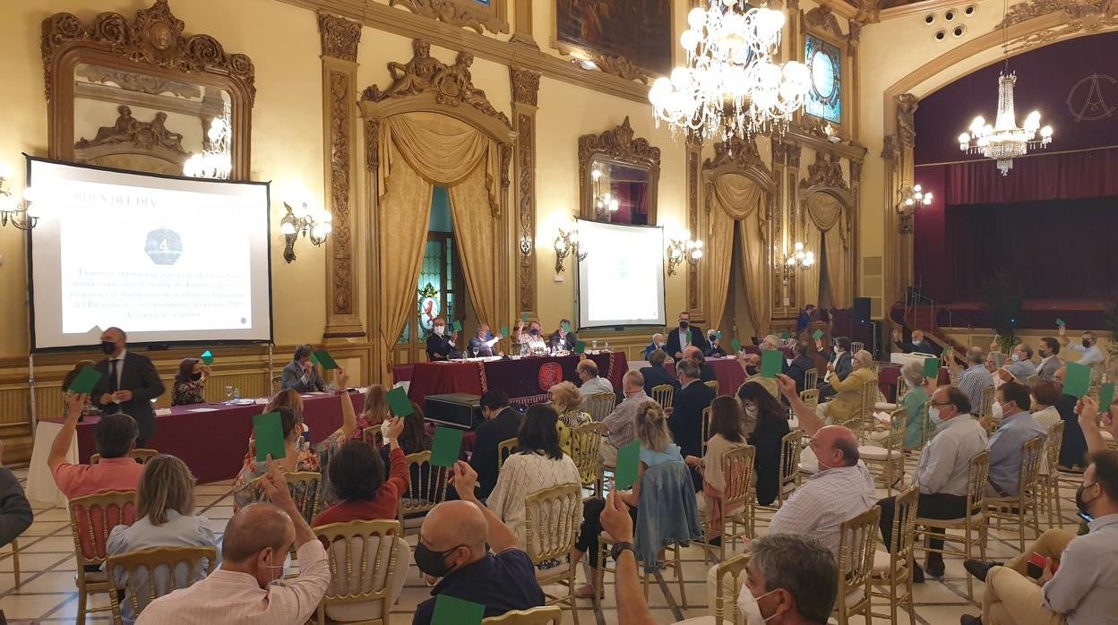 Un momento de la Asamblea General Ordinaria del Círculo de la Amistad