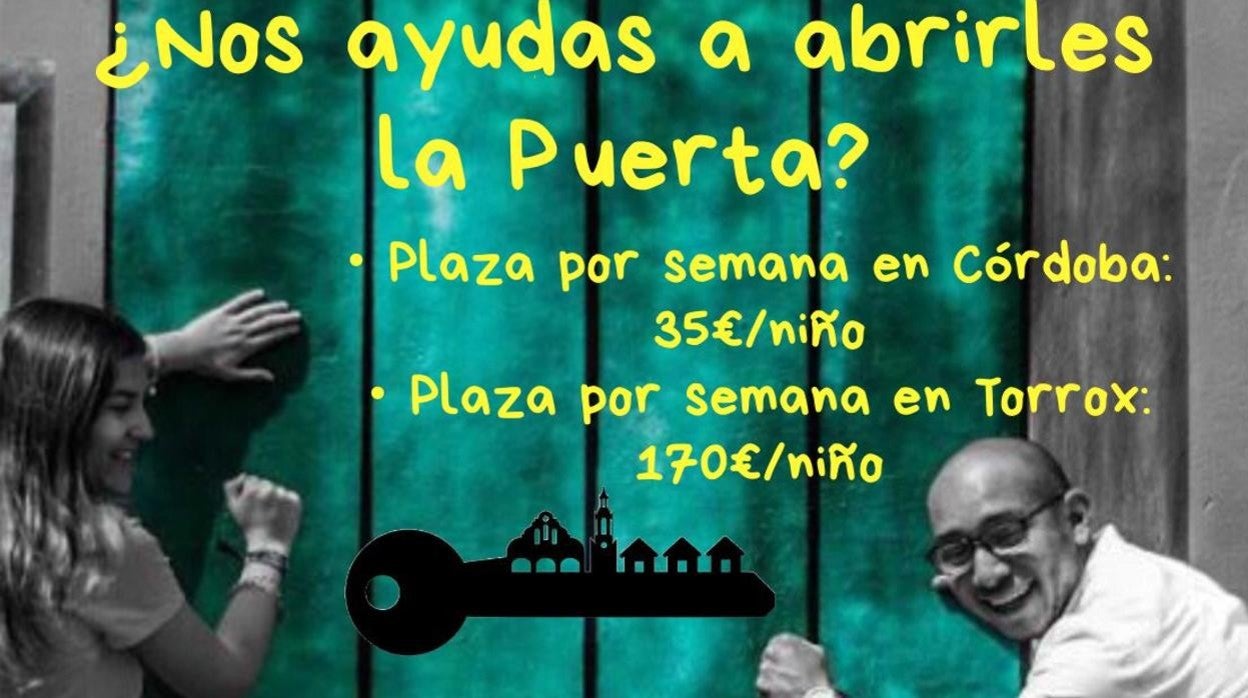 Detalle del cartel de 'La puerta verde' para los campamentos de verano