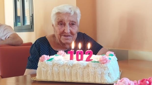 Villaharta | Eusebia Murillo, la abuela de 102 años que sueña con ver el mar tras la pandemia