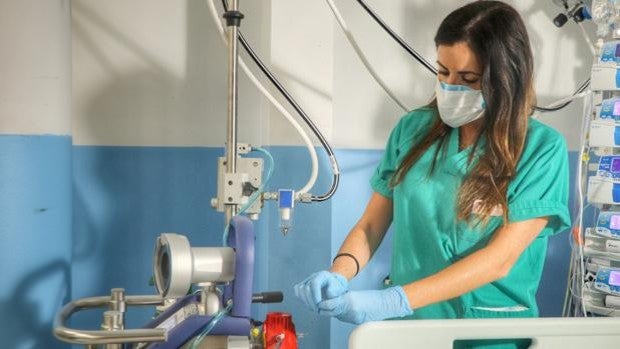 Córdoba capital vuelve a nivel 2 de alerta sanitaria y mejora sus aforos en bares y comercios