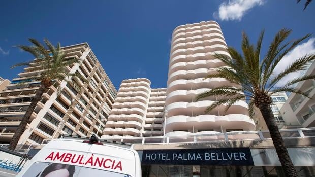 Brote Covid Mallorca | Dos estudiantes cordobeses dejan el hotel medicalizado sin permiso