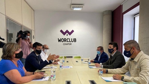 El PP se abre a un posible pacto con el PSOE en Granada pero lo condiciona a que Cuenca no sea el candidato