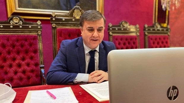 El PP presenta a Paco Fuentes como «candidato de consenso» para la Alcaldía de Granada