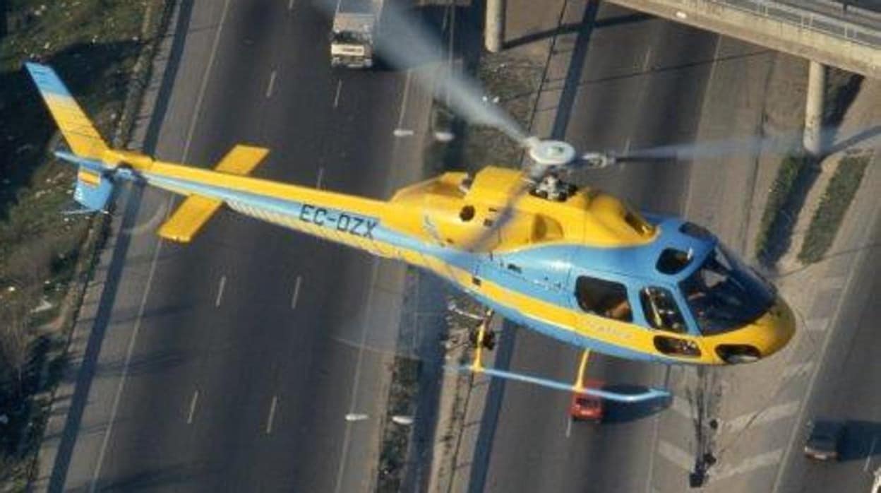 Imagen del helicóptero Pegasus de la Dirección General de Tráfico