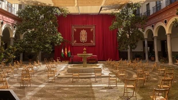 Granada elige hoy a su cuarto alcalde en cinco años para intentar salir del caos institucional