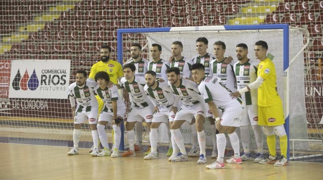 Plantilla del Córdoba Patrimonio en un partido de la temporada pasada