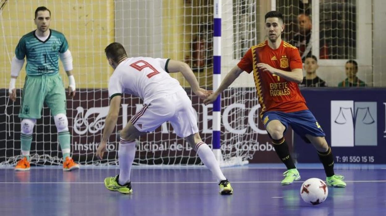 Bebé, durante un amistoso de la selección española en Córdoba