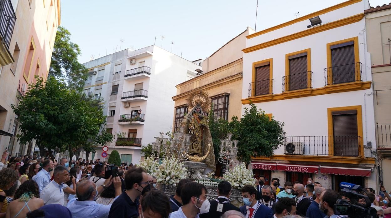 La Virgen del Carmen, por las calles de Jerez