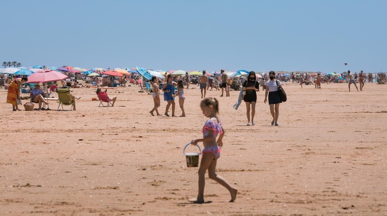 El cierre nocturno de las playas afectará a varios municipios turísticos