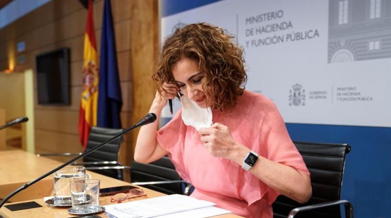 María Jesús Montero, el pasado lunes en una rueda de prensa