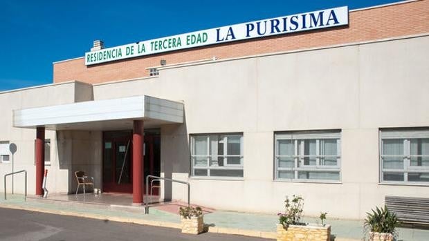 Salud medicaliza una residencia de mayores en Almería por un brote de Covid-19