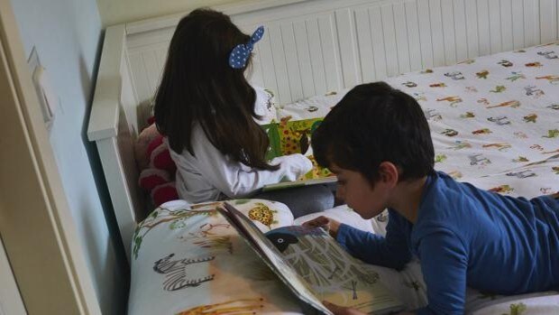 Un estudio andaluz revela los beneficios de la lectura en voz alta para los menores