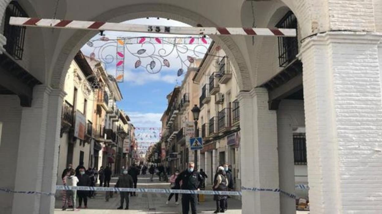 Efectos de un terremotot que se dejó sentir el pasado invierno en Granada