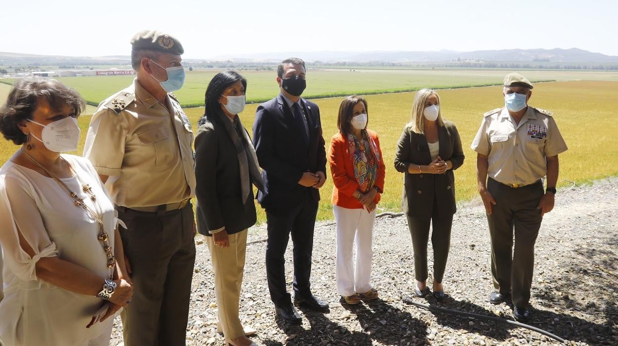 Visita de la ministra de Defensa a los terrenos de la Base Logística en Córdoba