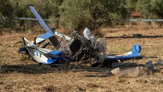 Mueren los dos ocupantes de una avioneta en un accidente junto al aeródromo de Niebla