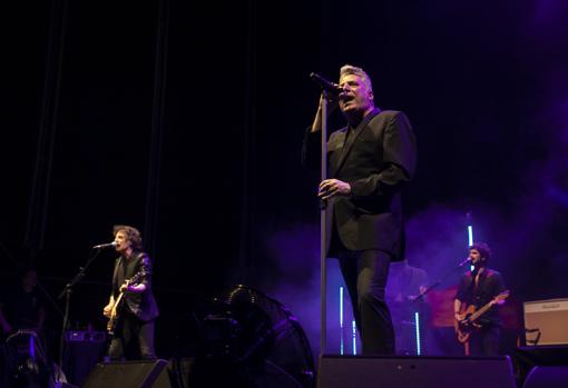 Loquillo, durante el concierto que se tuvo que suspender en el Festival de la Guitarra