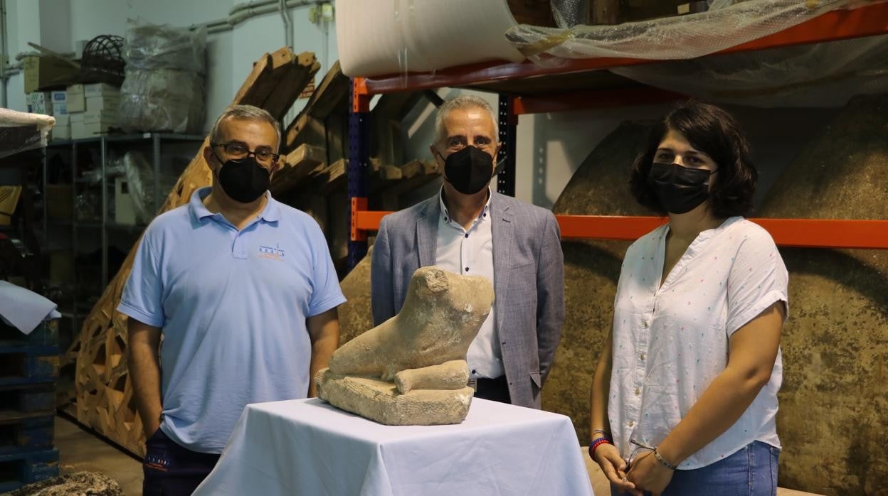 Presentación de la estatua romana de Hércules niño