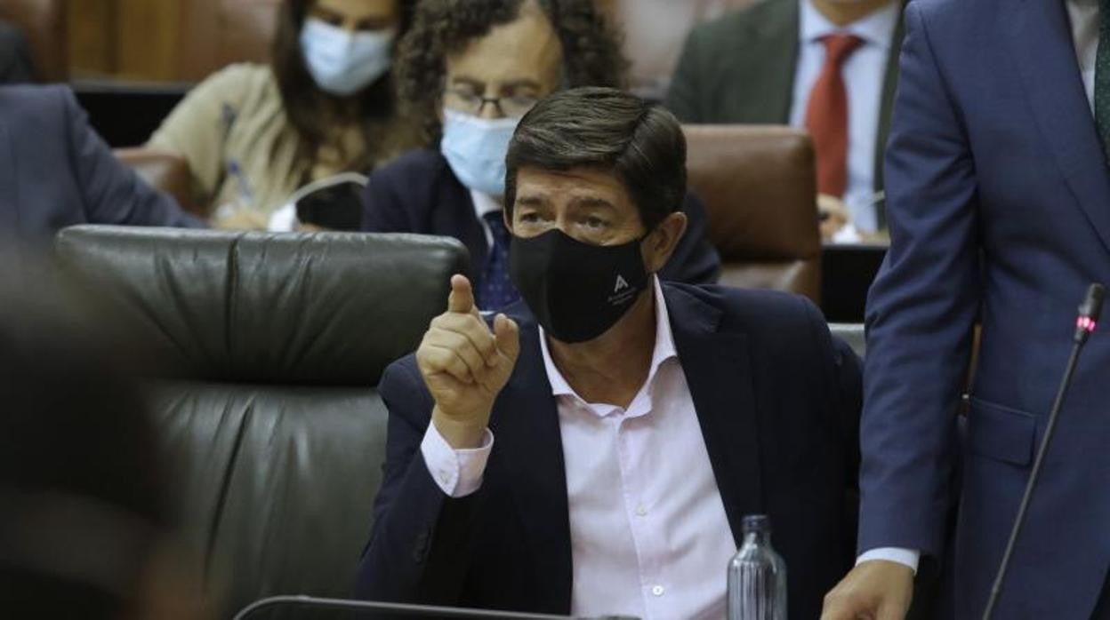 El vicepresidente de la Junta, Juan Marín, durante la intervención en el pleno