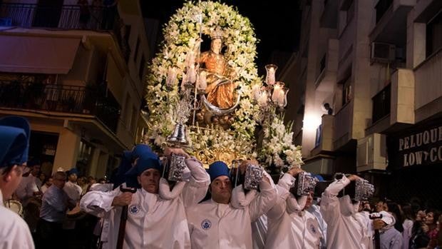 Los santeros de Lucena irán sin mascarillas en la vuelta de las procesiones a la calle pese a la directriz de Salud