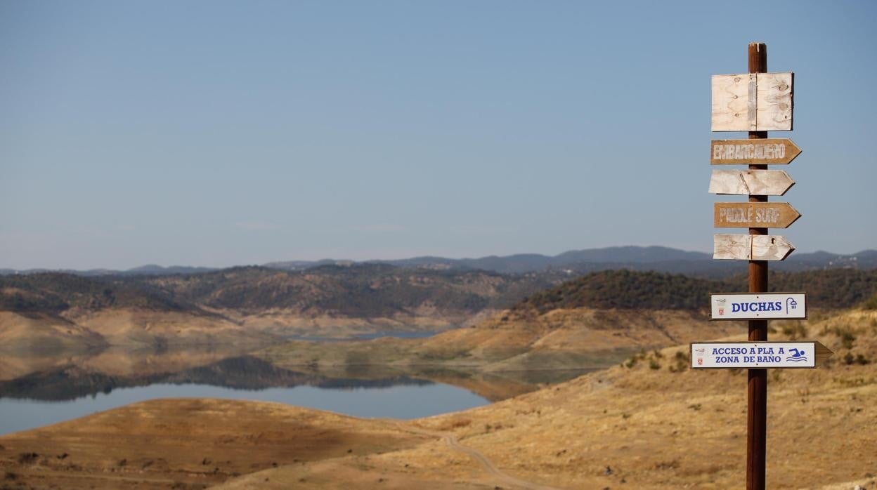 Embalse de la Breña en el término municipal de Almodóvar del Río