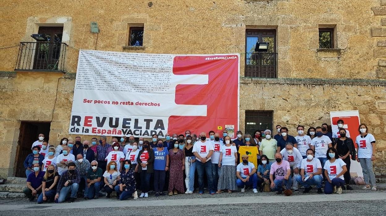 Representantes de plataformas asistentes a la tercera asamblea de la España Vaciada