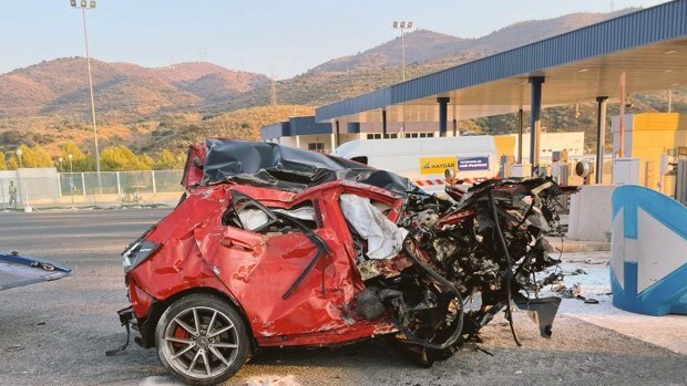 Un muerto tras impactar su coche contra la cabina del peaje de la autopista de Las Pedrizas en Málaga
