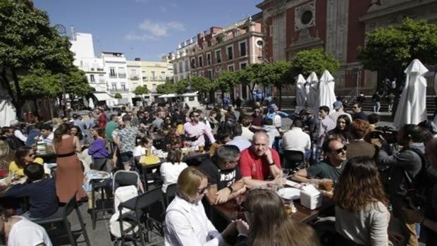 Medidas Covid en Andalucía: Los bares vuelven a la libertad de horarios y aforos