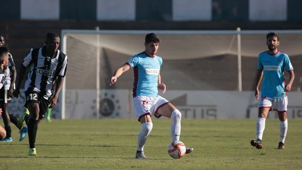 Javi Flores cumple 200 partidos con el Córdoba CF: «Es un privilegio vestir esta camiseta»