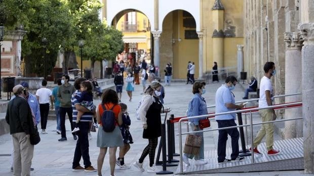 El buen tiempo se afianza en el primer día del puente de octubre en Córdoba
