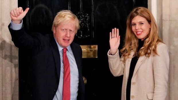 Boris Johnson se escapa en la Costa del Sol de la crisis de suministros en Reino Unido