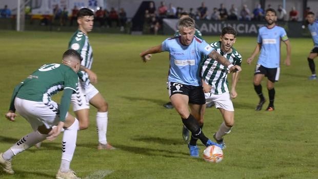 El Córdoba CF remonta (1-2) ante el Torremolinos y se clasifica para los cuartos de la Copa Federación