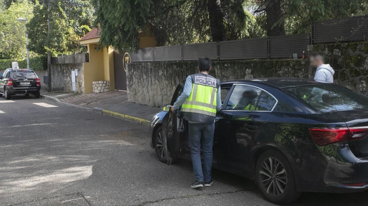 Agentes de la Policía durante una intervención en Córdoba