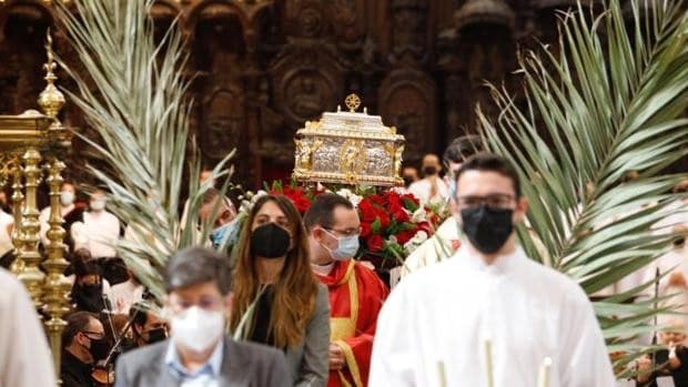El obispo de Córdoba anima a las parroquias a exponer las reliquias de los mártires